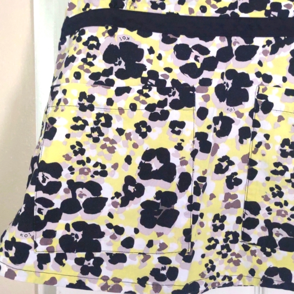 Koi scrub top - Picture 3 of 8